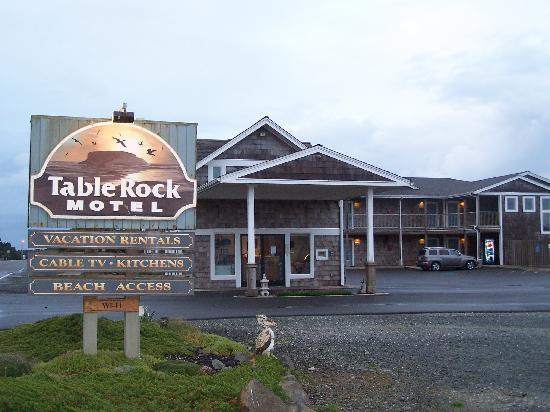 A motel with a 